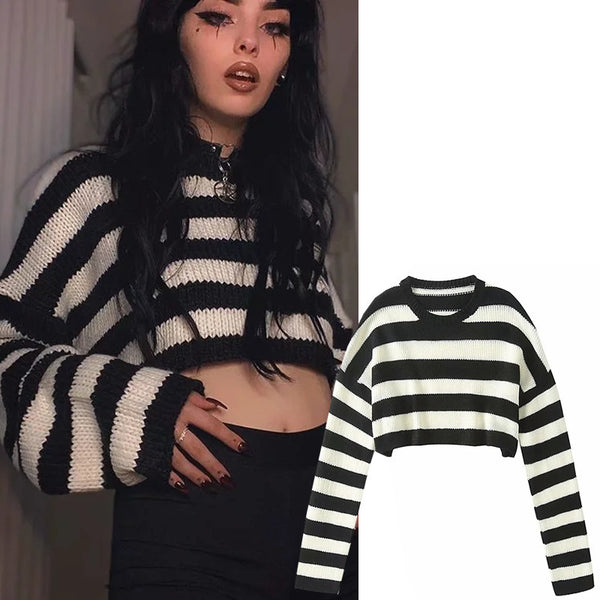 Black And White Striped Loose And Thin Shoulders Short Crop Sweater