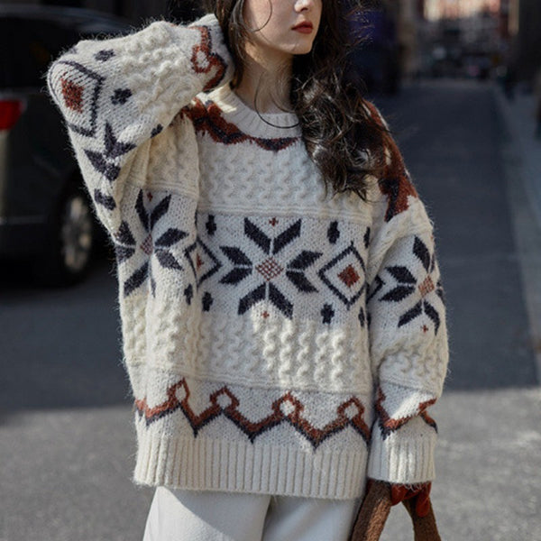 Retro Autumn And Winter White Soft Glutinous Gentle Thickened Niche Japanese Loose Knitted Sweater For Women